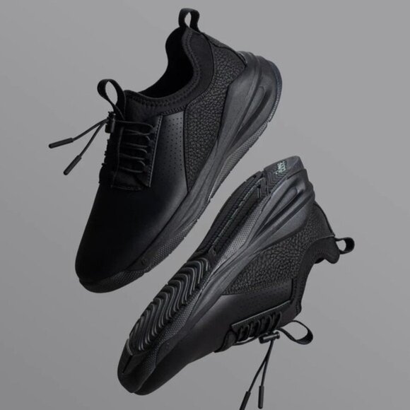 Clove Nursing All Black Shoes - Picture 1 of 8